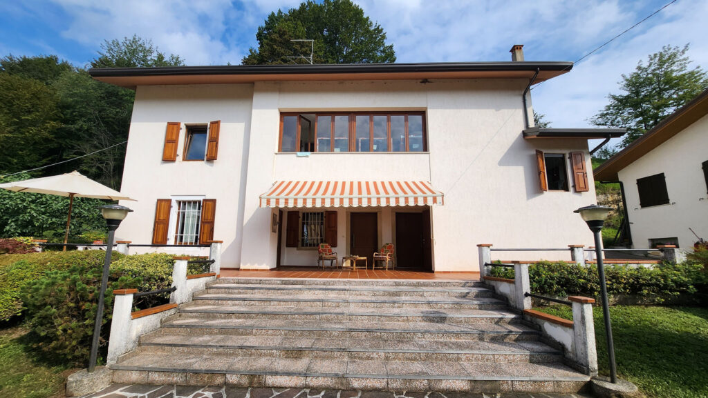 Casolare Nanis - casa vacanze a Paludea, Prealpi Carniche