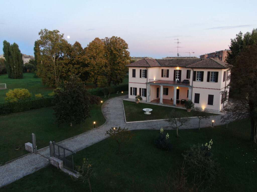 Suites Mansion Mono Piano Terra - casa vacanze a Rozzano