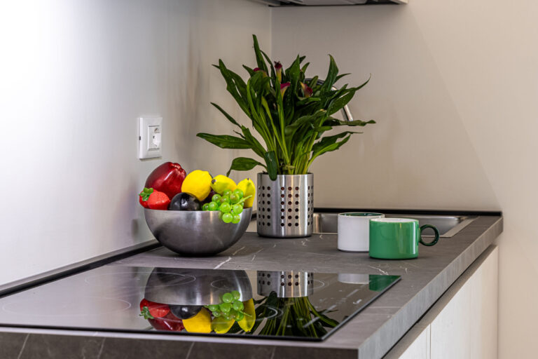 La cucina con lavastoviglie