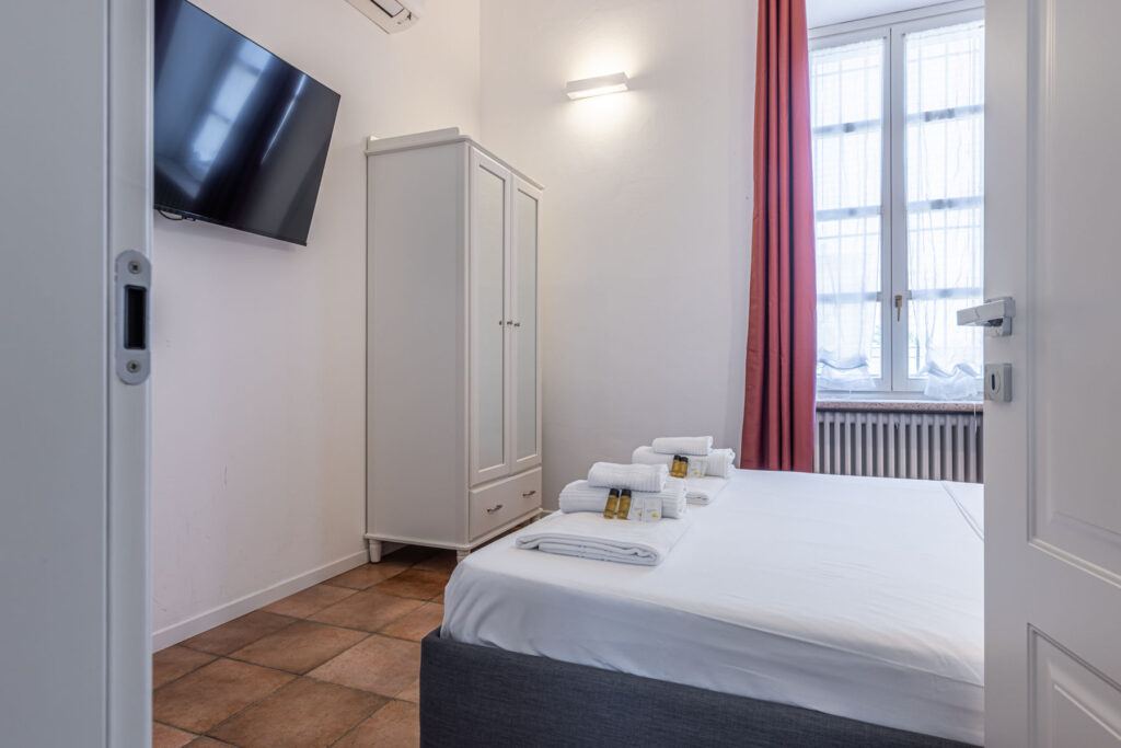 Suites Mansion Camino - casa vacanze a Rozzano